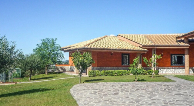 Nice Apartment in Castelnuovo di Porto With Outdoor Swimming Pool, Wifi and 2 Bedrooms, Rezervovat Apartmán Hotely v Lazio s parkováním, Parkování