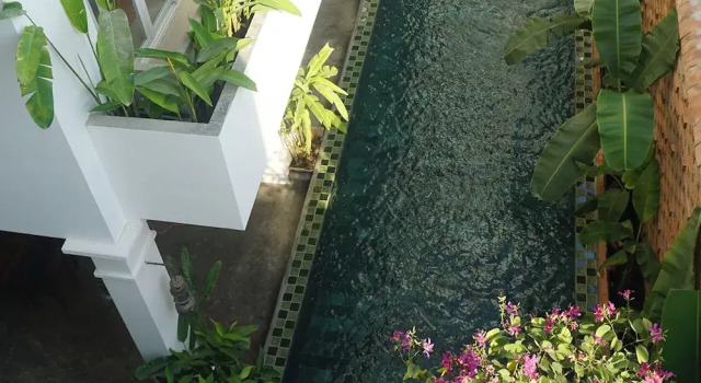 Номер Premium с балконом и с видом на бассейн IAM SAIGON Homestay
