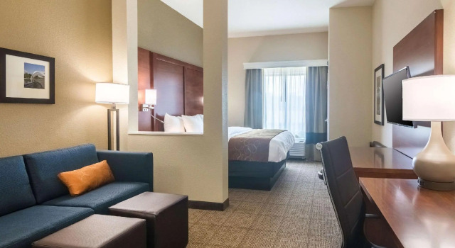 Двухместный люкс Comfort Suites Meridian and I-40