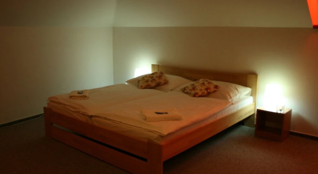 Zájezdní hostinec zámek Ceský Rudolec, Prenota Hotel  