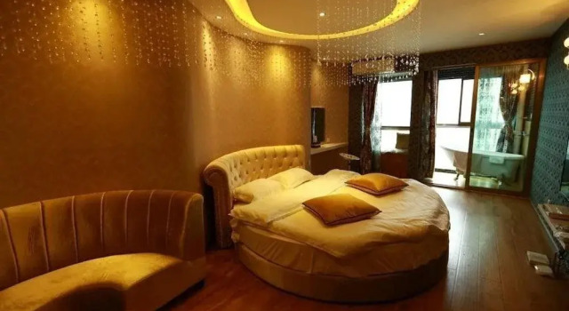 Yawei Apartment Hotel, Rezerwuj Apartament Hotele w Kunming z parkingiem, w pobliżu Kunming North Railway Station, Parking