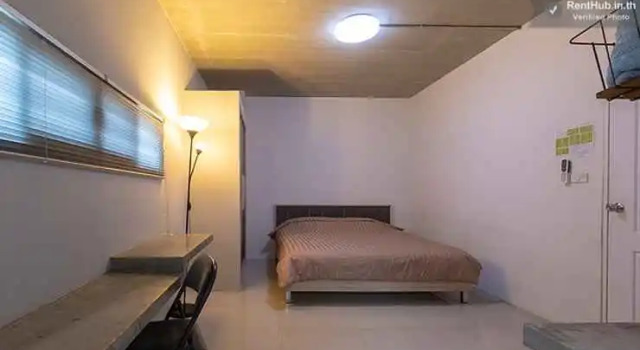 Pearl@Chalongkrung 53, Rezervovat Hotel Hotely v Central Thailand s parkováním, Parkování