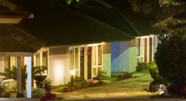 Rudang Berastagi Hotel, Rezerwuj Hotel Berastagi Sumatra
