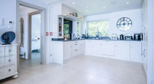 Апартаменты с 2 комнатами с балконом Waters Edge - 2 Bedroom Apartment - Tenby