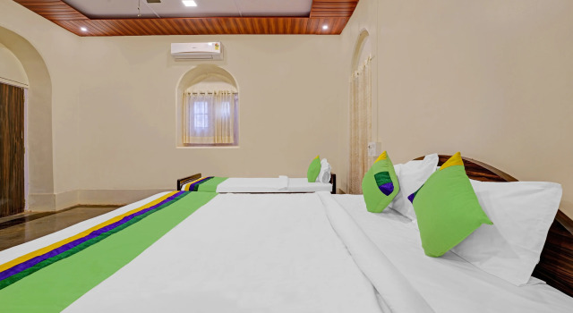 Номер Premium Treebo Cecil Resort Matheran
