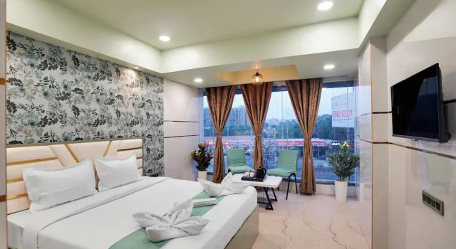Hotel Regal Heaven