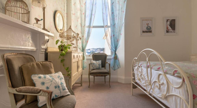 The Birches - Large Luxurious Villa, Prenota Villa Cottage a Torquay, Cottage
