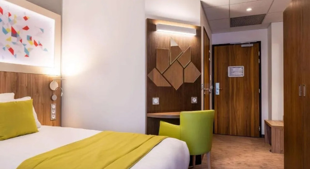 Ekonomi oda Brit Hotel Figeac