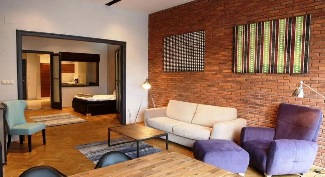 New Design Apartment - Fashion Street, Забронировать Апартаменты/квартира Отели Будапешта с парковкой, рядом с Базар Королевского сада, Парковка