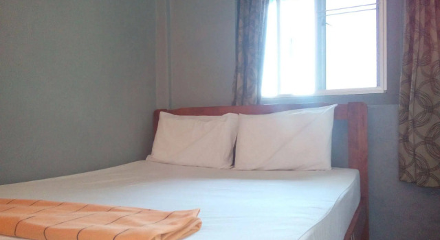 Discovery Cafe and Guesthouse, Забронировать Отель Малакка штат Малакка, рядом с Торговый центр Dataran Pahlawan Melaka Megamall