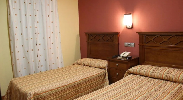 Pensión Restaurante Casablanca, Book Hotel Billige hoteller i Jaen