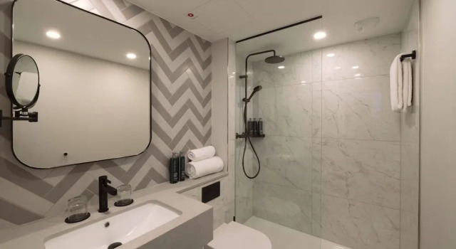Guest Twin room with park view Steigenberger Hotel Berlin