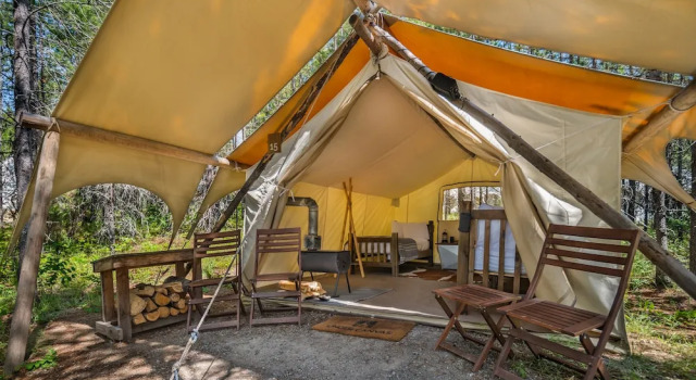 Номер Standard Under Canvas Mount Rushmore