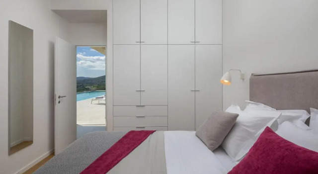 Villa Radun Home with Grand Heated Pool