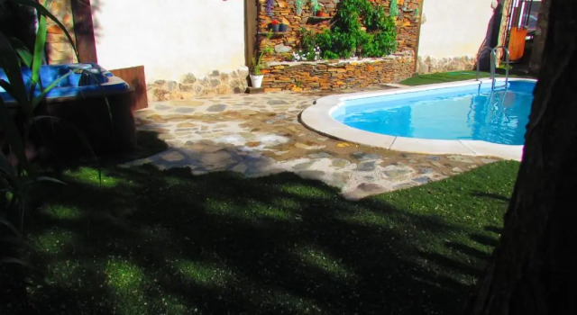 Апартаменты Apartamentos Casas Rurales "Paraje San Blas" TR-BA-00166