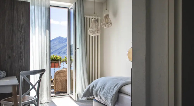 Одноместный номер Standard с балконом и с видом на озеро Seven Boutique Hotel
