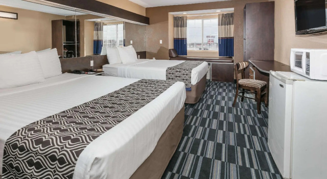 Четырёхместный номер Standard Microtel Inn and Suites Lafayette