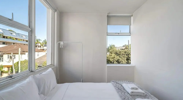 Quaint 1BD on the Doorstep of Manly Beach, Забронировать Отель Отели Сиднея 4 звезды, рядом с Пляж Фейри-Боуэр, 4*