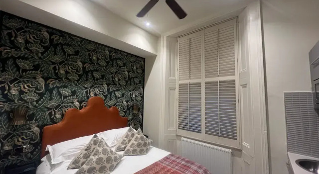 Номер Classic Vancouver Hotel & Studios