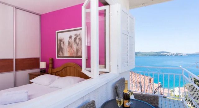 Апартаменты с 2 комнатами Apartment With Breathtaking sea View