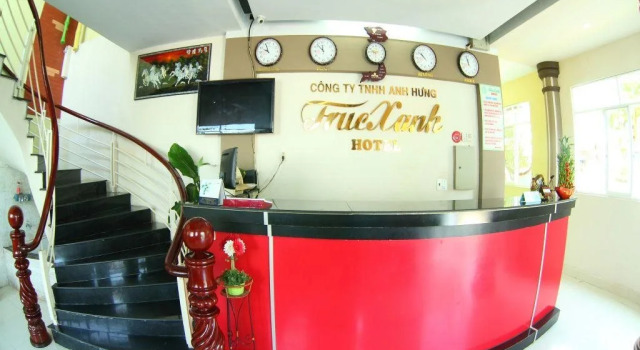 Truc Xanh Hotel