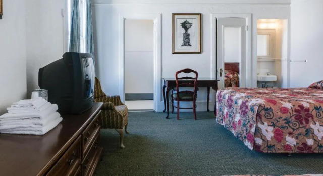 Семейный люкс Aida Plaza Hotel