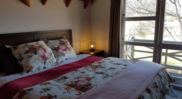 Bold Peak Lodge