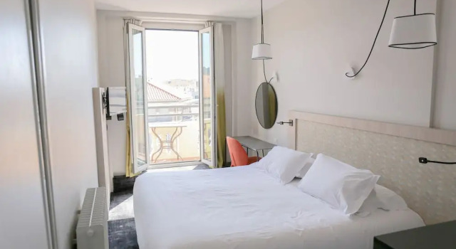 Двухместный номер Comfort Hôtel Vendôme