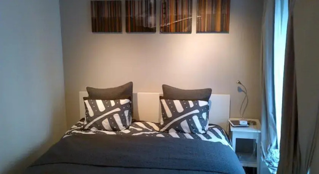 Fantastic Duplex in the Heart of Brussels, Забронировать Апартаменты/квартира Брюссель Брюссельский столичный регион, рядом с Северный железнодорожный вокзал Брюсселя