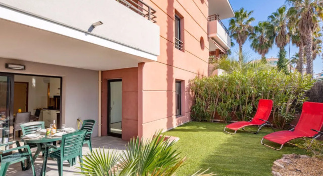 Santa Monica 38739, Забронировать Отель Фрежюс Var coast, рядом с Plage de Vénus