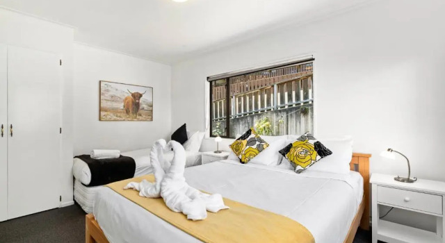 Town Centre Location With Stunning View - Unit 8, Забронировать Апартаменты/квартира Куинстаун 