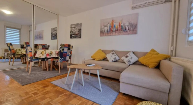 Апартаменты Simeon Apartment