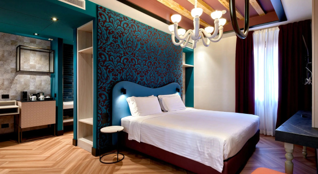 Двухместный номер Deluxe с видом на канал Hotel Ca DOro - WENICE Deep Culture