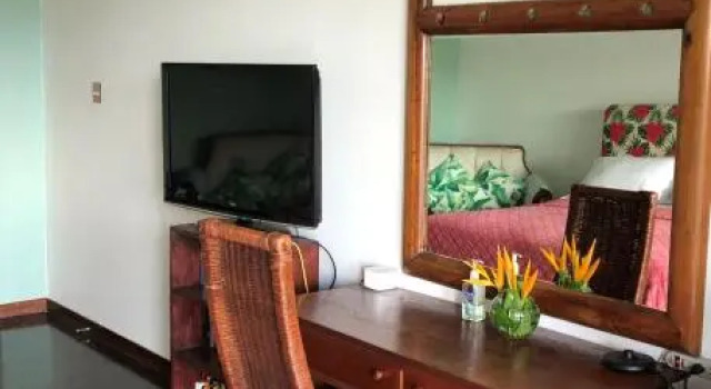 Tranquility Estate Bed & Breakfast, Rezerwuj Hotel Hotele 3-gwiazdkowe w Kingston, 3*