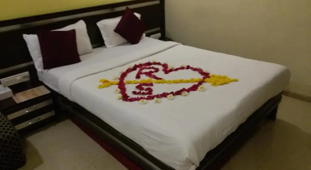 Hotel K.C Residency, Забронировать Отель Недорогие отели штата Махараштры, недорого