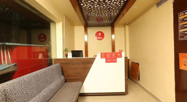 Oyo 22950 Royal Grand