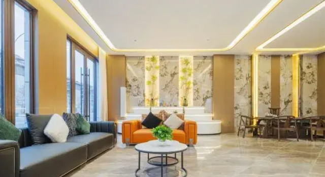Tekes Rezen Mingyu Hotel (Bagua Cheng Taiji Tan), Boek Hotel Tekes Xinjiang