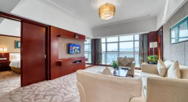 Люкс Business Xiangsheng Century Hotel