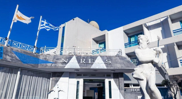 Nereus Hotel