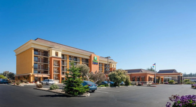 Holiday Inn Express at Monterey Bay by IHG