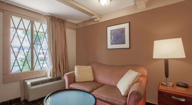 Двухместный номер Standard Knights Inn Greensburg