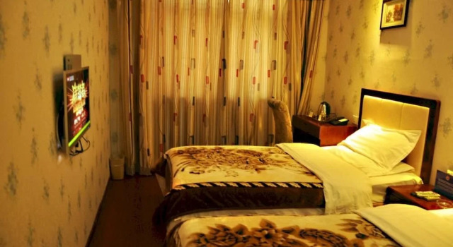 Atravis Express Hotel Dongsi Beijing, Забронировать Отель Отели Пекина с парковкой, рядом с Торговый комплекс Oriental Plaza, Парковка
