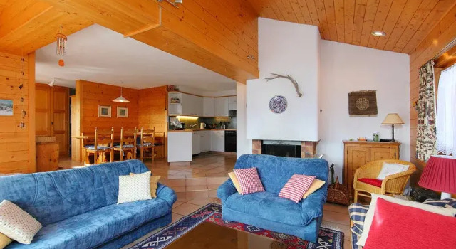 Biquinou - Inh 38388, Prenota Hotel Hotel a Canton Vallese con parcheggio, Parcheggio