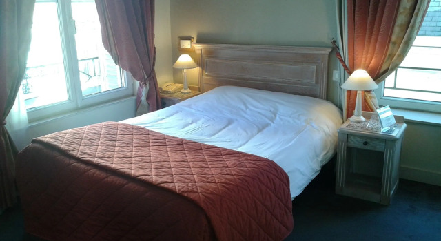 Hotel Reims aux Sacres