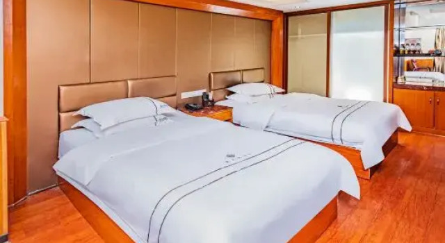 Люкс Xintiandi Hotel (Jishou Backgammon Heshengtang Shopping Mall)