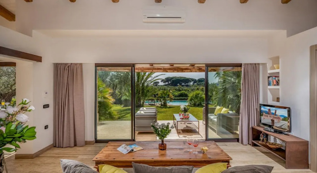 Villa Pineta 6 Emma Villas, Book Villa Hotels in Sicily with Parking, Parking