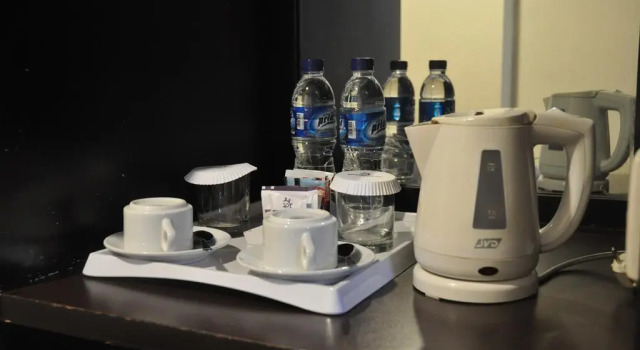 Номер Deluxe Garuda Plaza Hotel