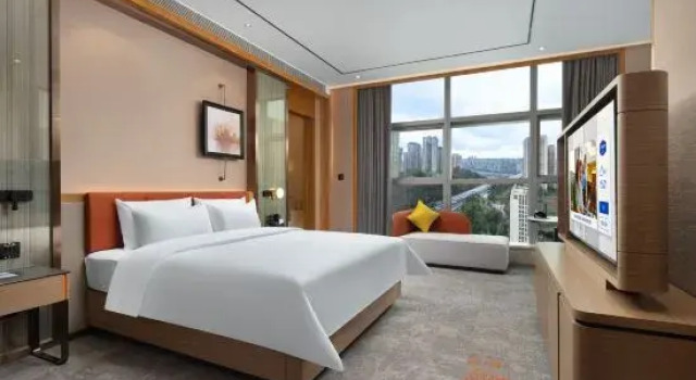 Номер Superior Hampton by Hilton Chongqing Jiangbeizui