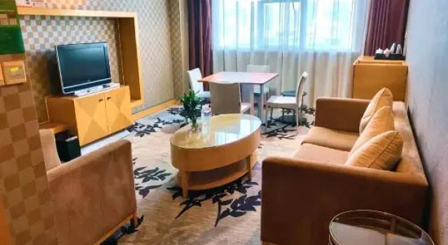 Люкс с красивым видом из окна Detan Hotel - Changzhou