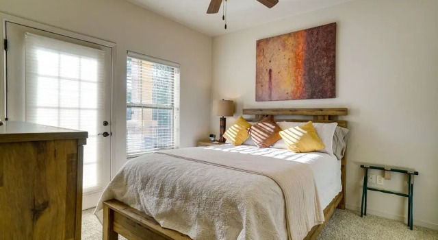 Апартаменты Inviting Las Cruces Condo < 1 Mi to Mesilla Plaza!